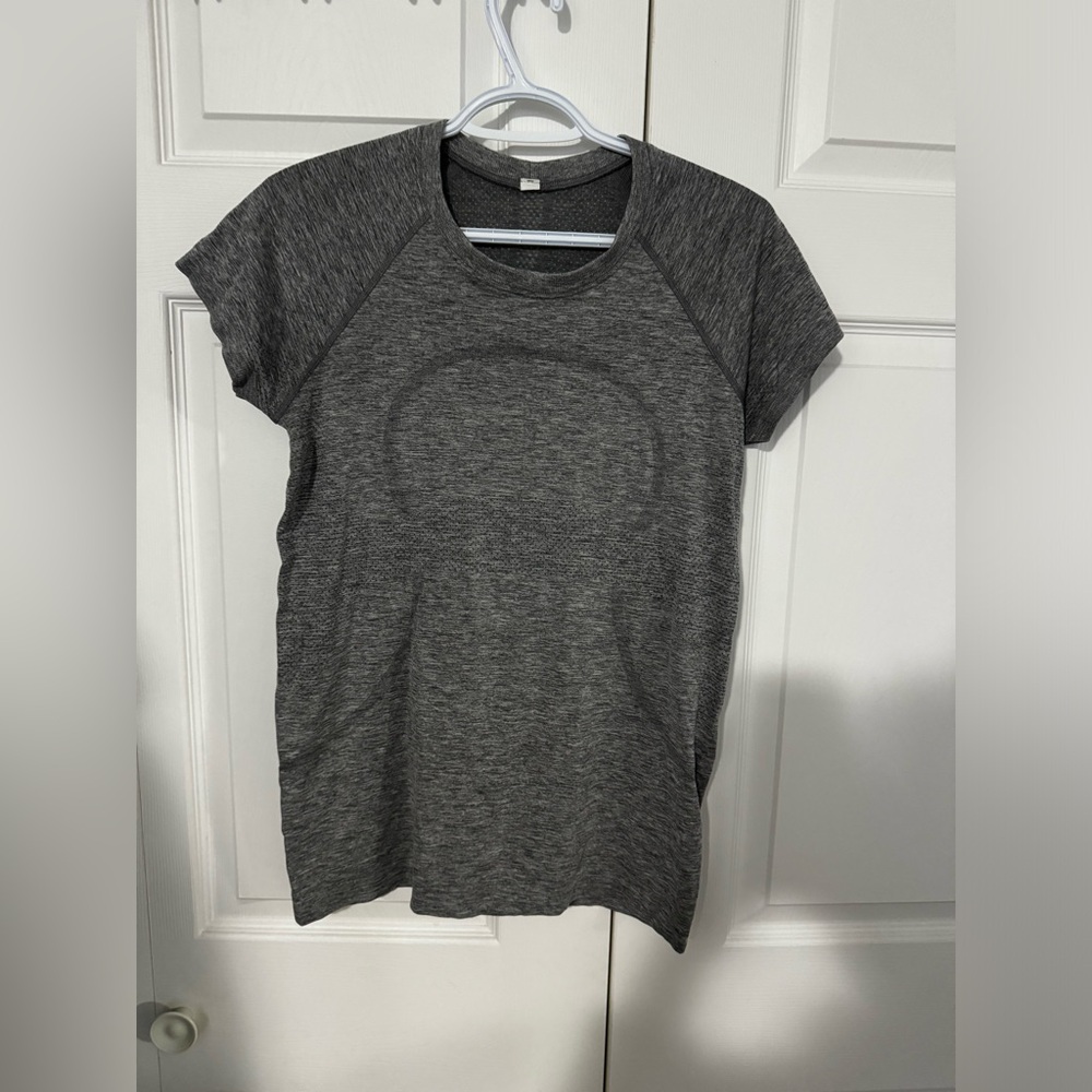 Lululemon swiftly T